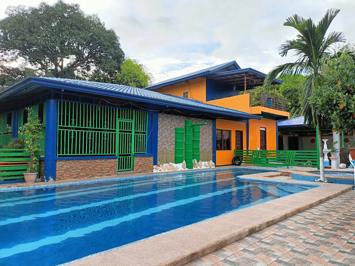 VillaBella Family Pool